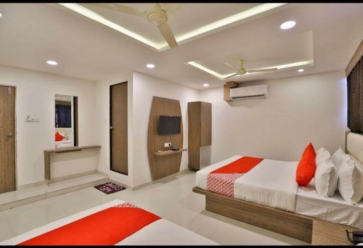 Hotel Pathik Villa アーメダバード エクステリア 写真